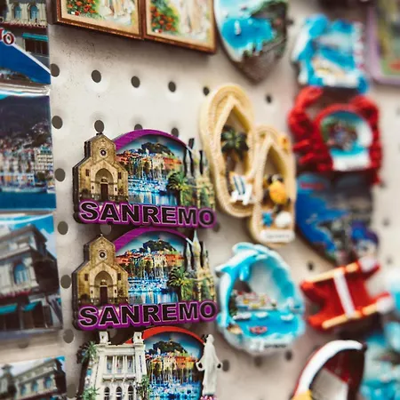 Like: In Centro E Con Garage! サンレモ