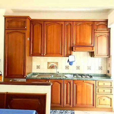 Like: In Centro E Con Garage! Appartement San Remo